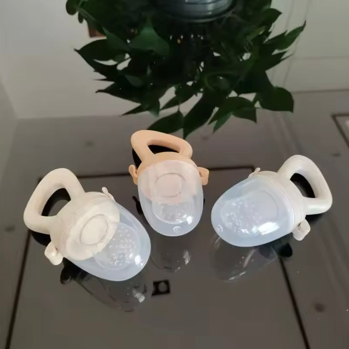 Tétine mangeoir Canovax