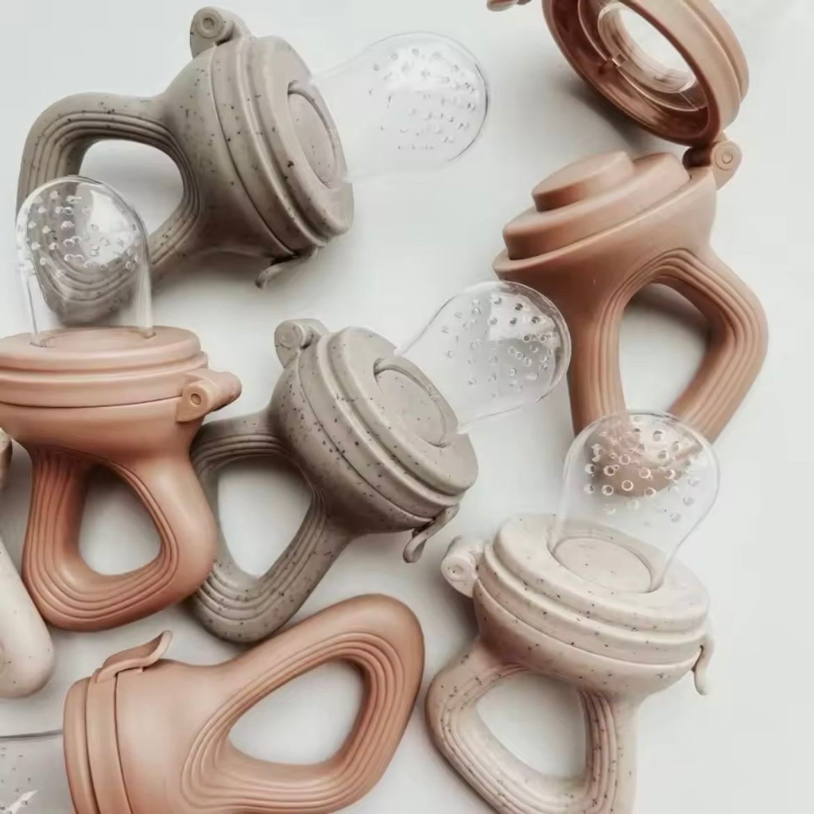 Tétine mangeoir Canovax