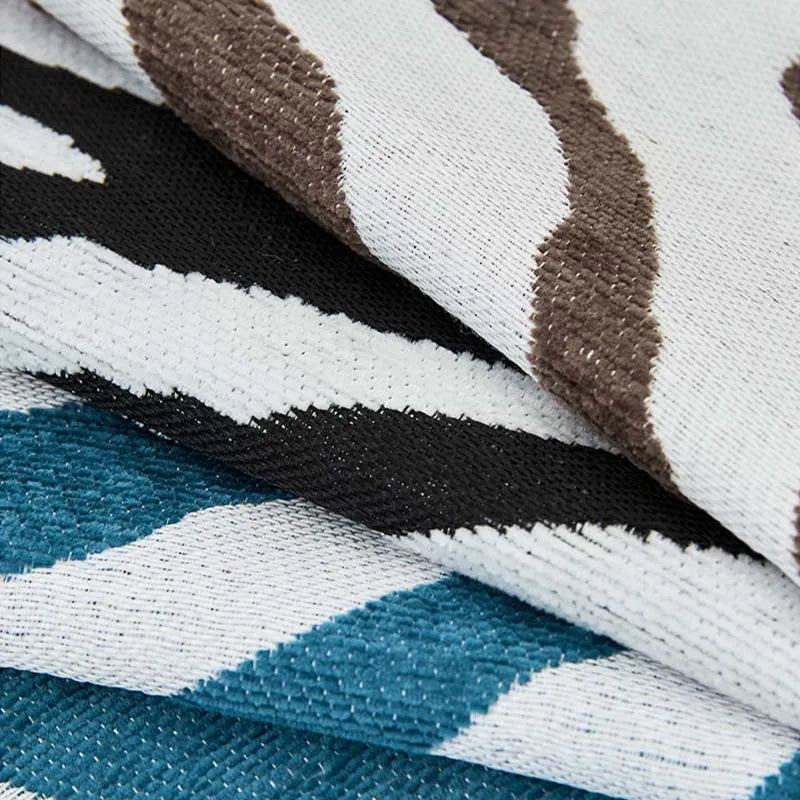 Housse en Chenille Imprimé Zebra Sauvage