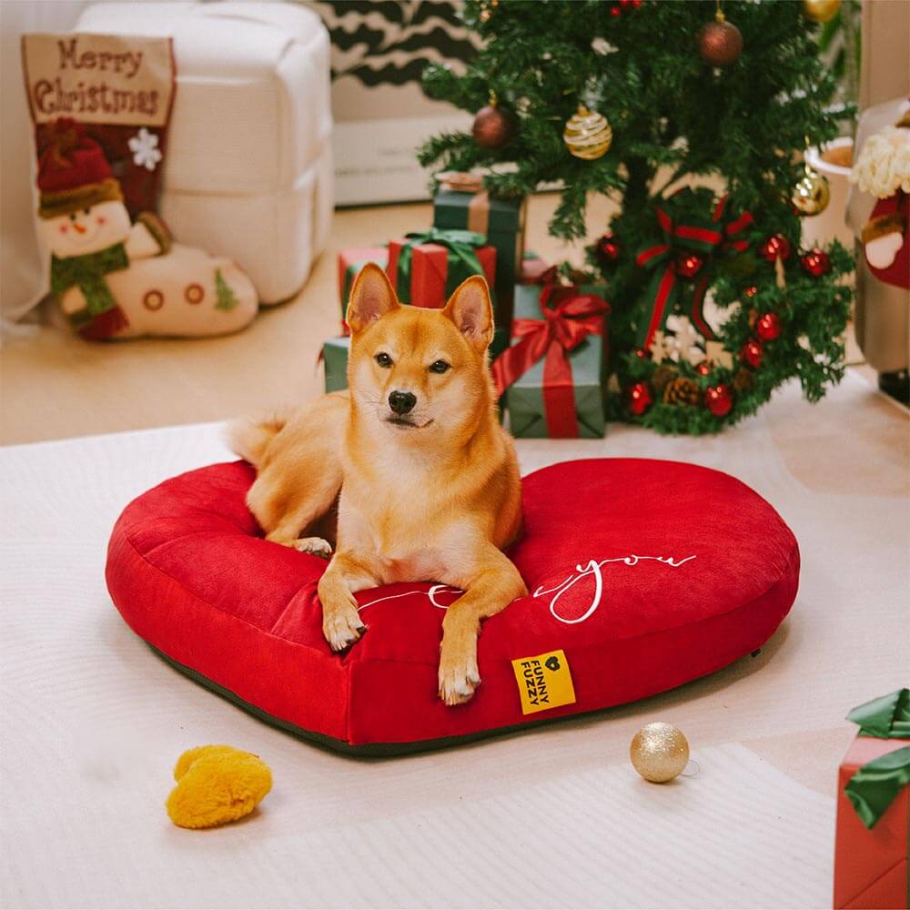 Lit pour chien en velours en forme de cœur pour les fêtes